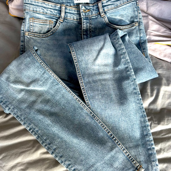 Zara denim - brand new, never worn. Vintage denim color - Picture 2 of 3
